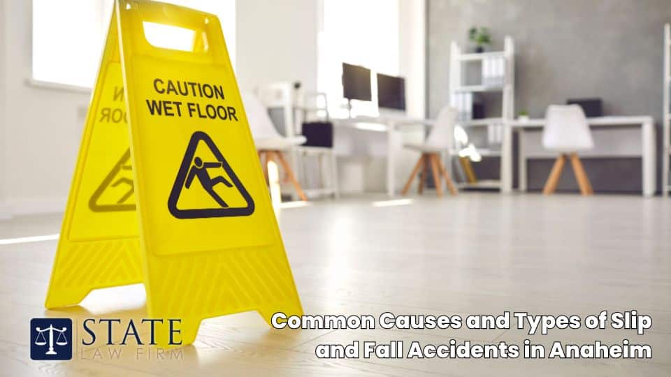 Abogados de Anaheim especializados en resbalones y caídas 2 Causas y tipos comunes de accidentes por resbalones y caídas en Anaheim